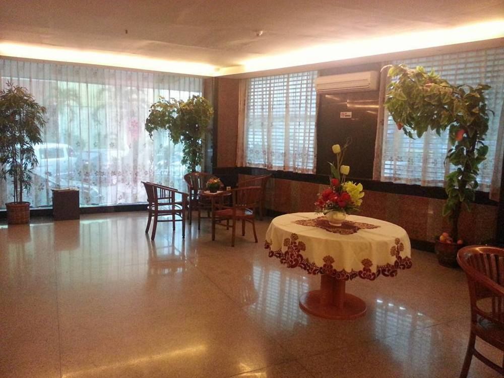 Plaza Hotel Harco Mangga Dua Jakarta Luaran gambar